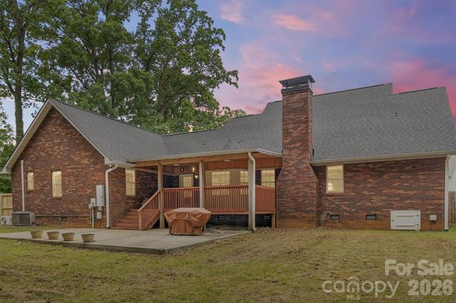 4403 Hubbard Road, Charlotte, NC 28269