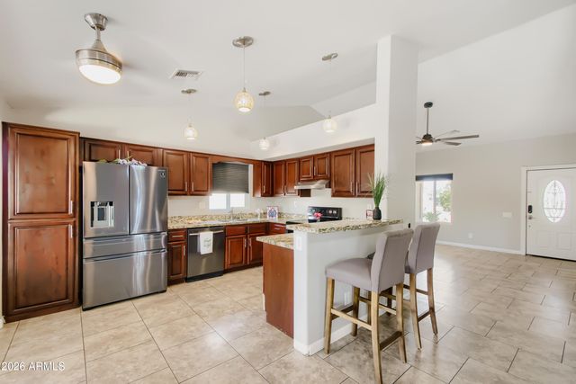 19432 N 3RD Avenue, Phoenix, AZ 85027