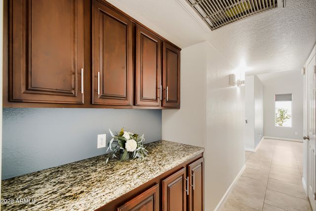 19432 N 3RD Avenue, Phoenix, AZ 85027