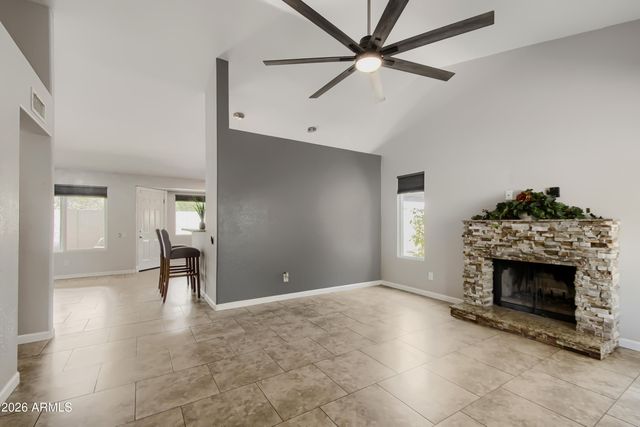19432 N 3RD Avenue, Phoenix, AZ 85027