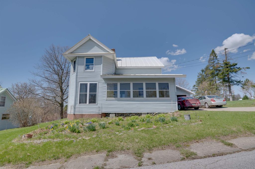 114 Highland Avenue, Richford, VT 05476