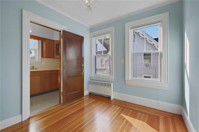 350 Broadway, Newport, RI 02840