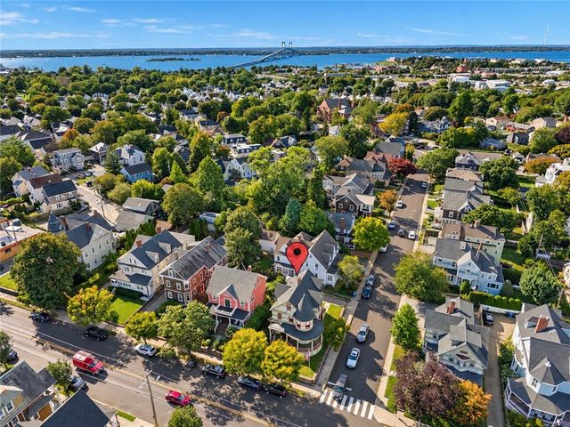 350 Broadway, Newport, RI 02840