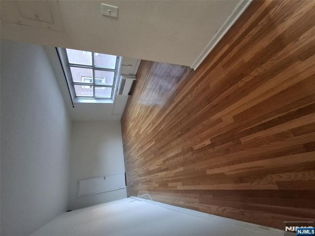 2330 Linwood Avenue 2B, Fort Lee, NJ 07024