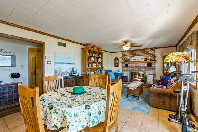 5500 S Highpoint Drive, Albion, IN 46701