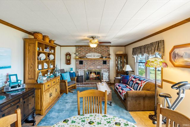 5500 S Highpoint Drive, Albion, IN 46701