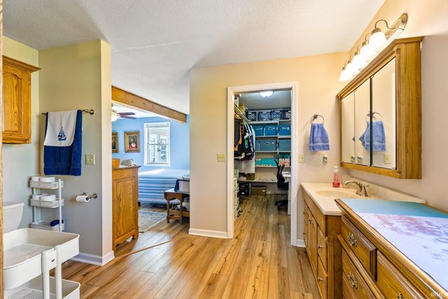 5500 S Highpoint Drive, Albion, IN 46701