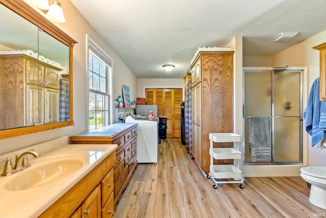 5500 S Highpoint Drive, Albion, IN 46701