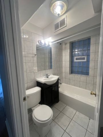 2138 N Kildare Avenue GARDEN, Chicago, IL 60639