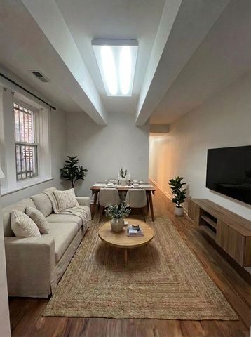 2138 N Kildare Avenue GARDEN, Chicago, IL 60639