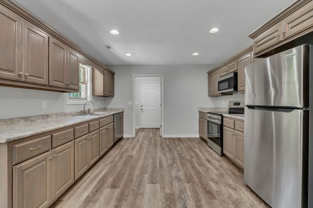 1605 Paynes Church Rd, Winchester, TN 37398