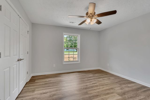 1605 Paynes Church Rd, Winchester, TN 37398