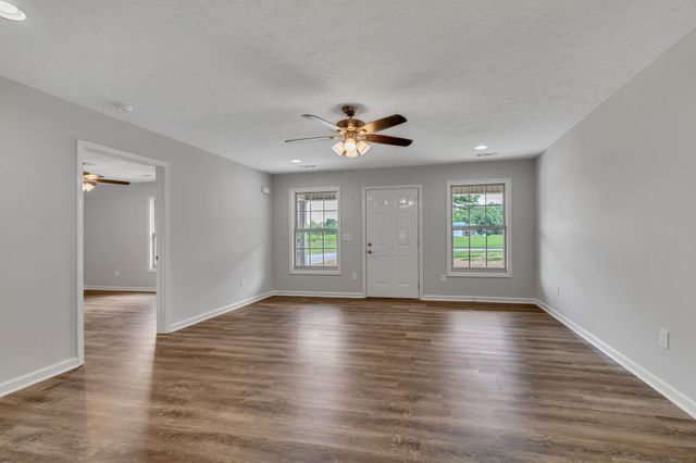 1605 Paynes Church Rd, Winchester, TN 37398