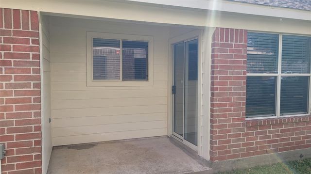 7211 Foxwalk Lane, Humble, TX 77338