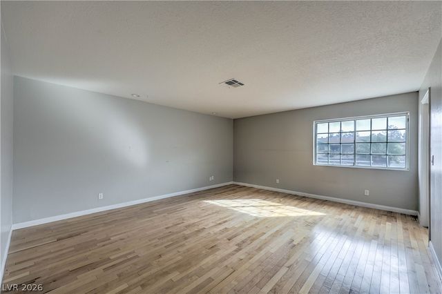 5610 Eldora Avenue, Las Vegas, NV 89146