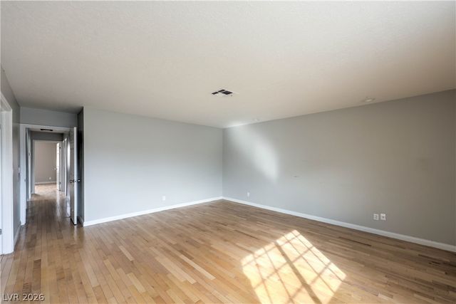 5610 Eldora Avenue, Las Vegas, NV 89146