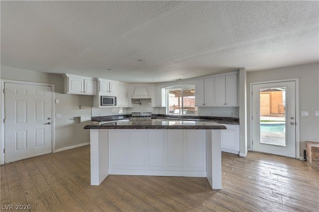 5610 Eldora Avenue, Las Vegas, NV 89146