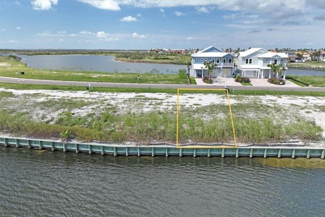 128 Laguna Isles Dr 8, Port Aransas, TX 78373