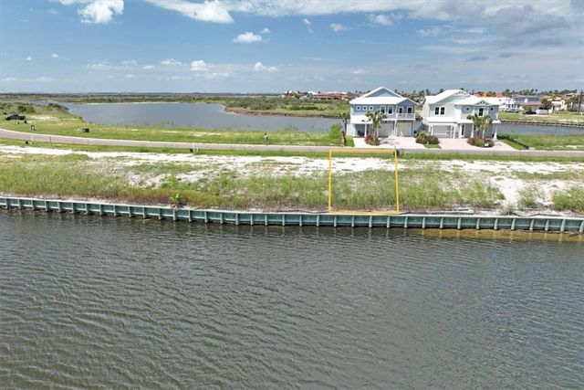 128 Laguna Isles Dr 8, Port Aransas, TX 78373