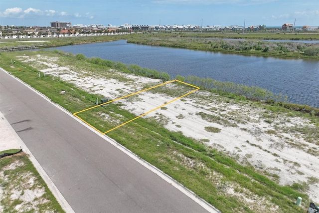 128 Laguna Isles Dr 8, Port Aransas, TX 78373