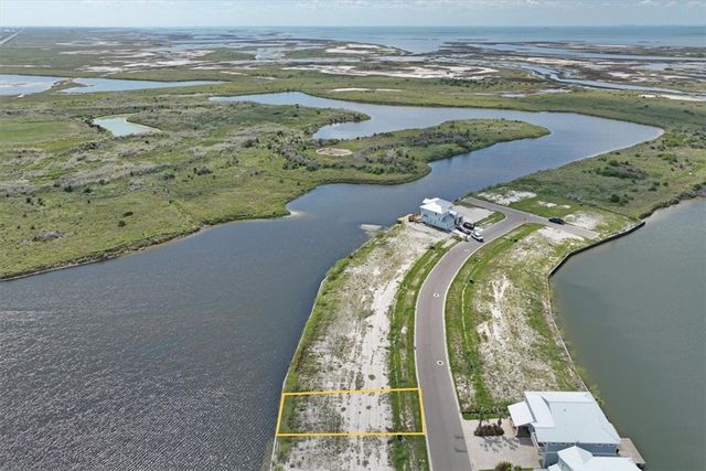 128 Laguna Isles Dr 8, Port Aransas, TX 78373