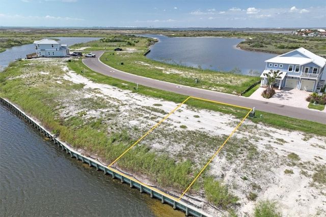 128 Laguna Isles Dr 8, Port Aransas, TX 78373