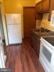 112 W VINE ST #C, Camp Hill, PA 17011