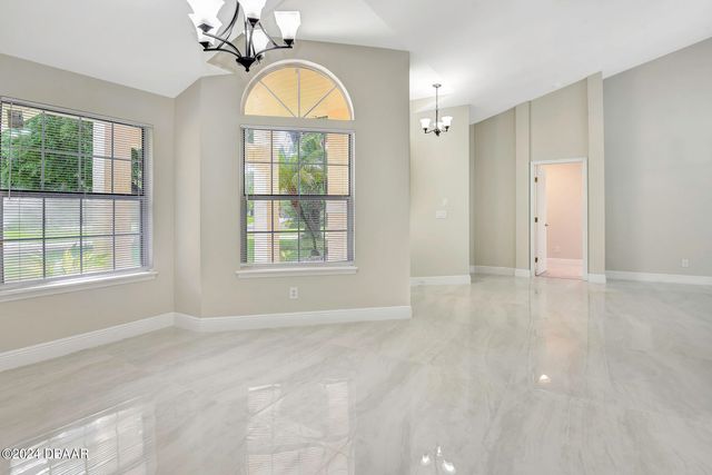 5 Lake Isle Way, Ormond Beach, FL 32174