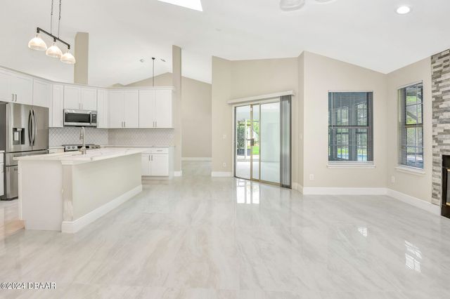 5 Lake Isle Way, Ormond Beach, FL 32174