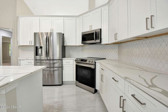 5 Lake Isle Way, Ormond Beach, FL 32174