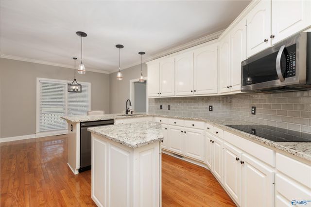 223 Clouds Creek Drive, Huntsville, AL 35806