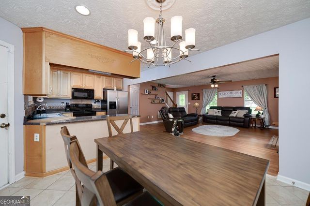 124 Worthy Drive, Mcdonough, GA 30252