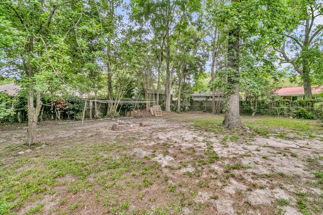1221 Byron Road, Charleston, SC 29407