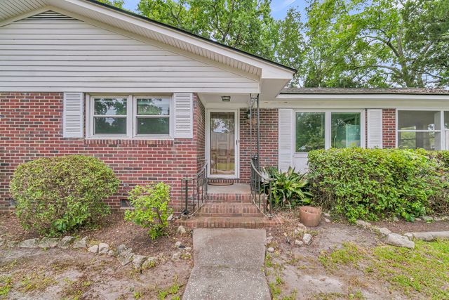 1221 Byron Road, Charleston, SC 29407