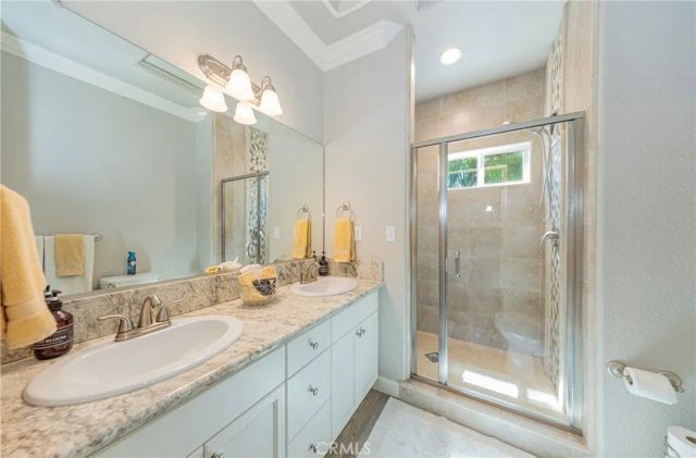 48441 Woodbend Court, Oakhurst, CA 93644