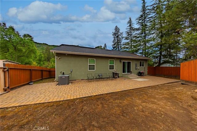 48441 Woodbend Court, Oakhurst, CA 93644