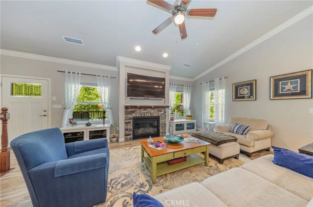 48441 Woodbend Court, Oakhurst, CA 93644