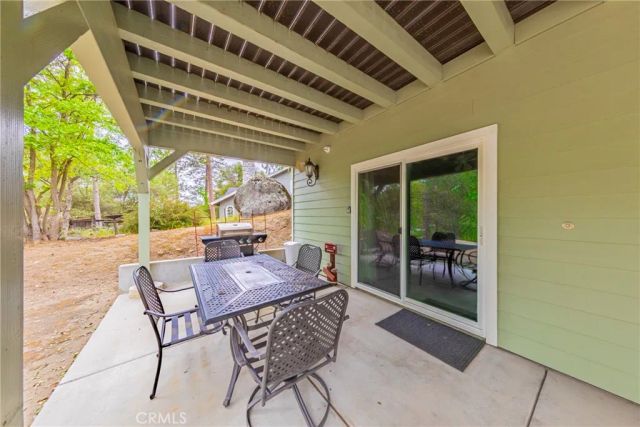 48441 Woodbend Court, Oakhurst, CA 93644