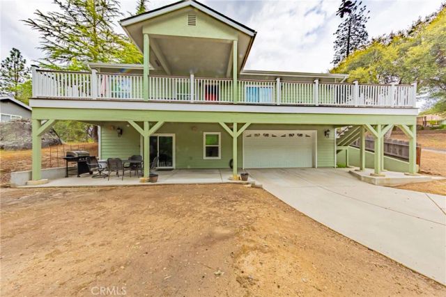 48441 Woodbend Court, Oakhurst, CA 93644