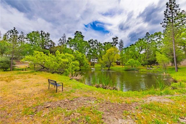 48441 Woodbend Court, Oakhurst, CA 93644