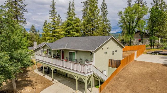 48441 Woodbend Court, Oakhurst, CA 93644