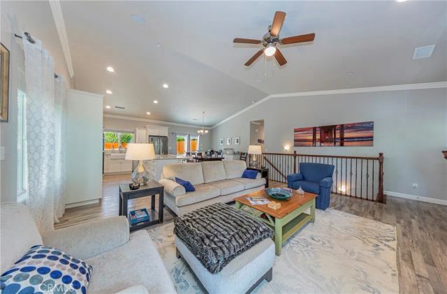 48441 Woodbend Court, Oakhurst, CA 93644