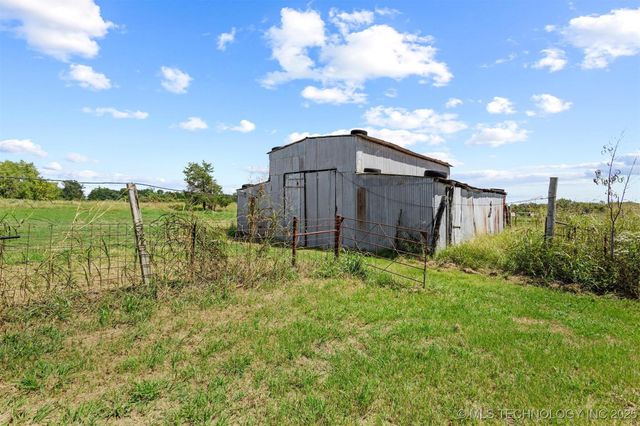 419 Mead Cemetery, Mead, OK 73449