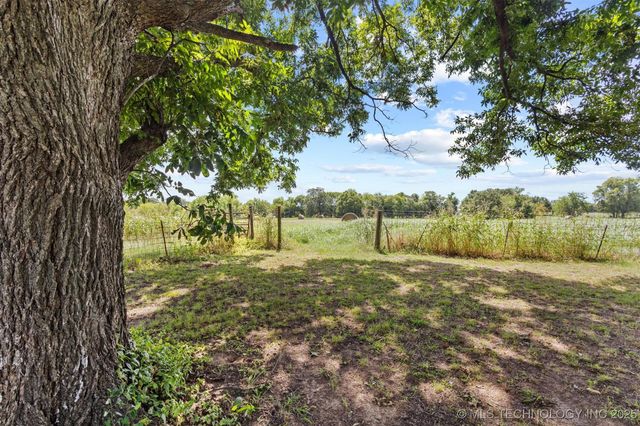 419 Mead Cemetery, Mead, OK 73449