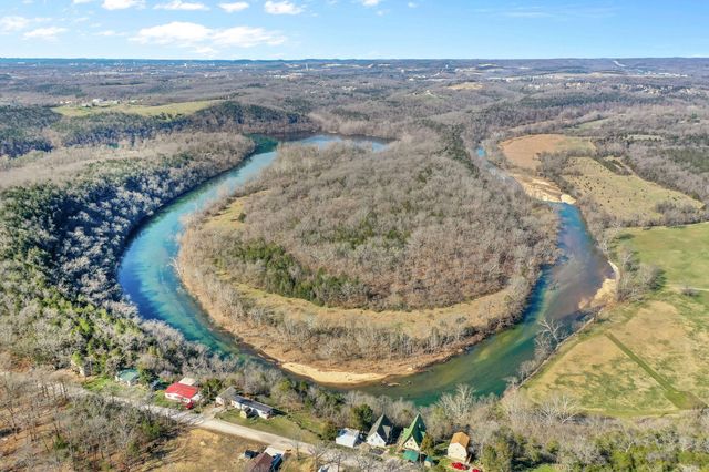 8006 Cliff Drive, Merriam Woods, MO 65740