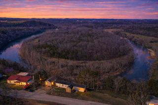 8006 Cliff Drive, Merriam Woods, MO 65740