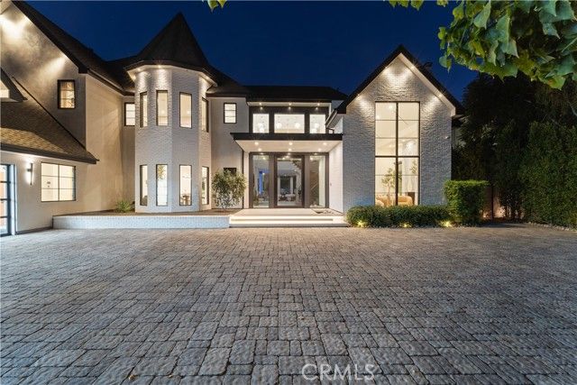 20620 Chatsboro Drive, Woodland Hills (los Angeles), CA 91364