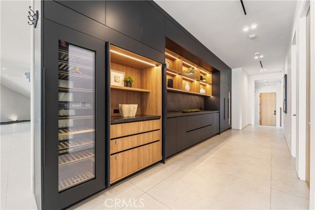 20620 Chatsboro Drive, Woodland Hills (los Angeles), CA 91364