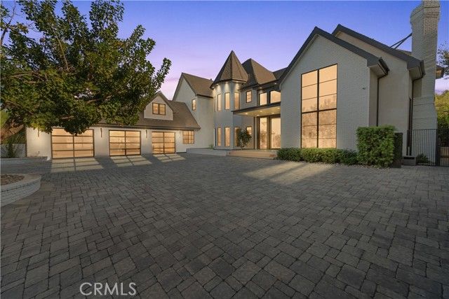 20620 Chatsboro Drive, Woodland Hills (los Angeles), CA 91364