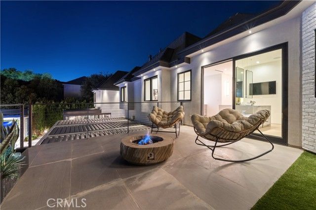 20620 Chatsboro Drive, Woodland Hills (los Angeles), CA 91364